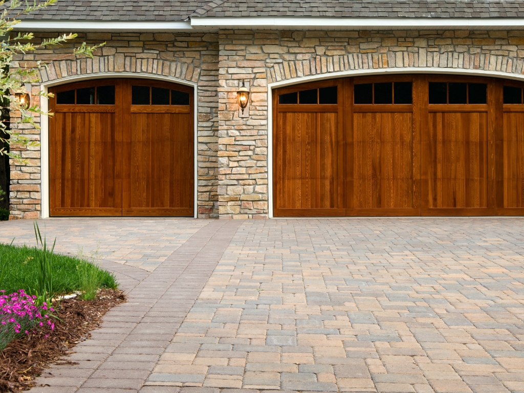 Eli's Paver Patios 2450 Mottman Rd SW Tumwater 98512, Washington United States (360) 807 4198 using pavers for a driveway