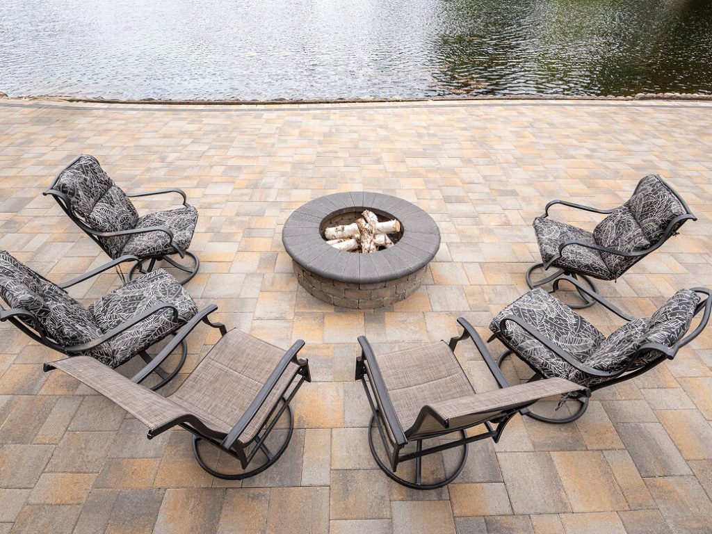 fire pits and outdoor kitchens Port Orchard backyard build